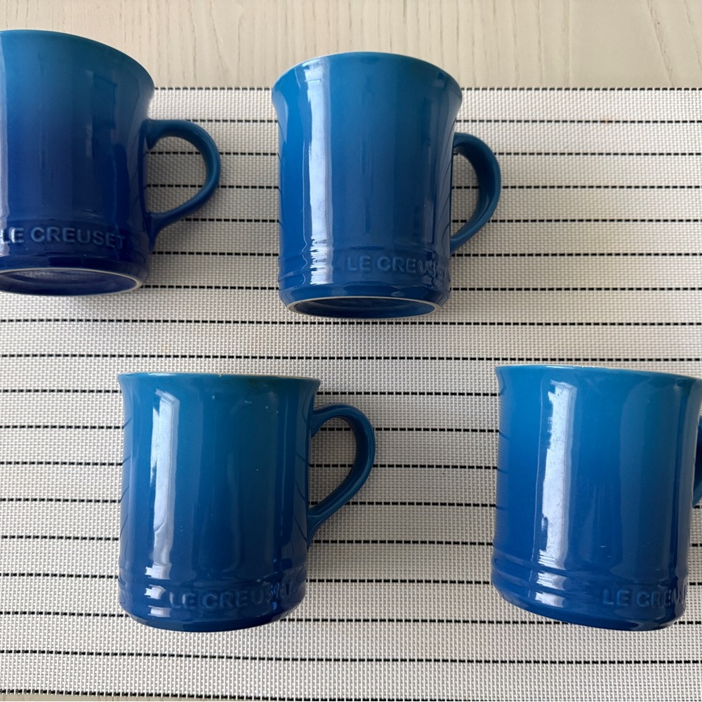Le Creuset Classic Blue Mugs Set